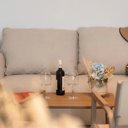 Cozy 93 In Odyssey Pools And Parking * Năvodari