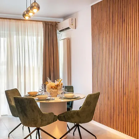 Appartement Cozy 93 In Odyssey Pools And Parking Năvodari