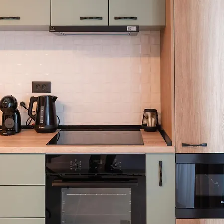 Cozy 93 In Odyssey Pools And Parking Appartement Năvodari